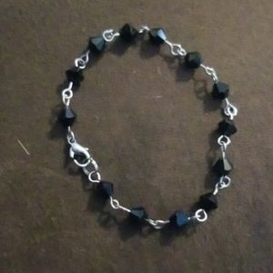 💜 Beaded bracelet